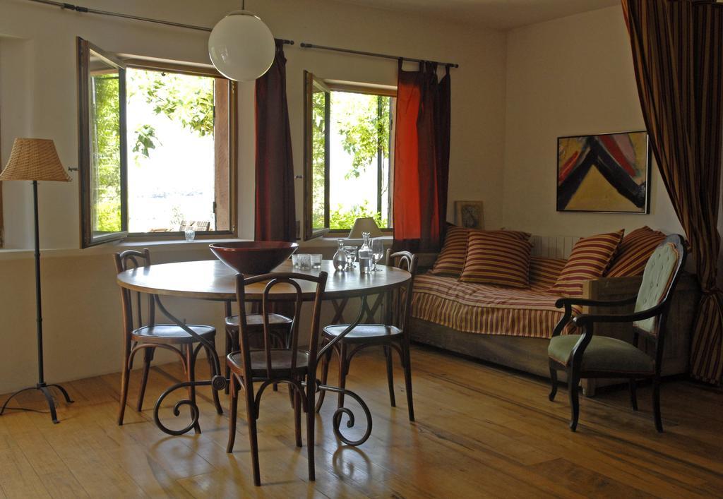 Residence Les Rossignols Roussillon en Isere Værelse billede